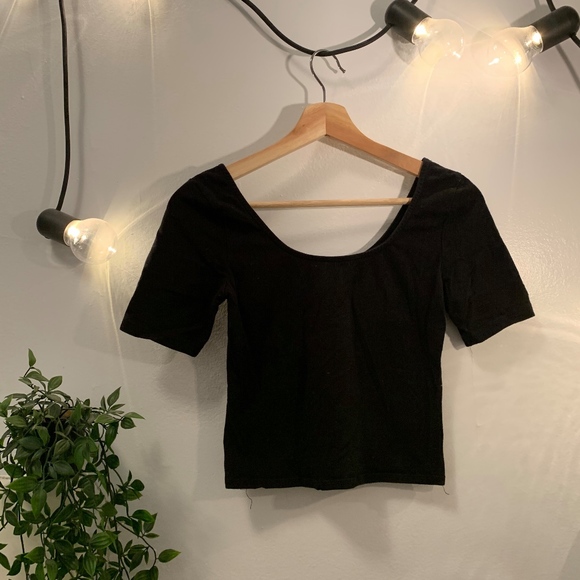 Black tee shirt - Picture 1 of 1